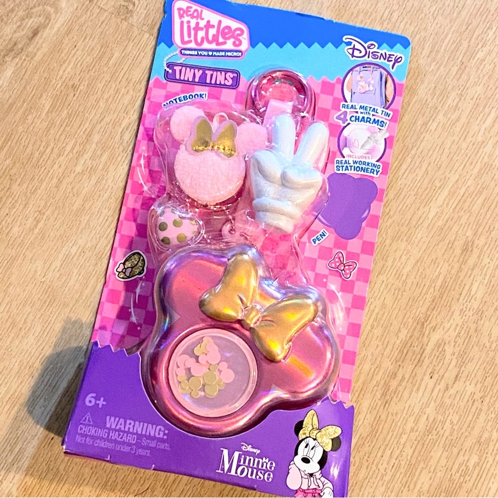 REAL LITTLES PINK Minnie Mouse Bag Charm Key Chain & Mini Stationary Set